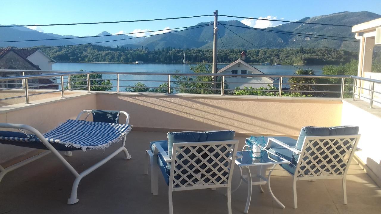 Riverside Villa 티바트 외부 사진
